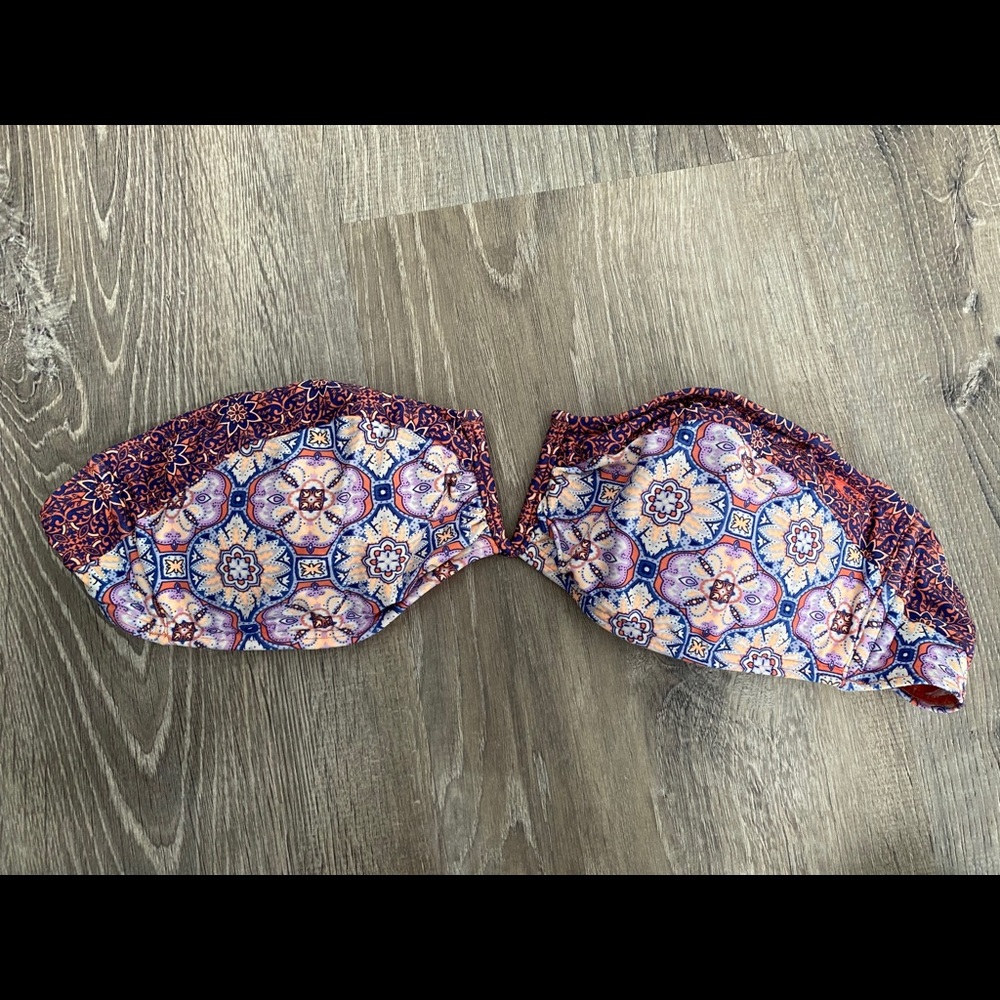 O’Neill bathing suit top